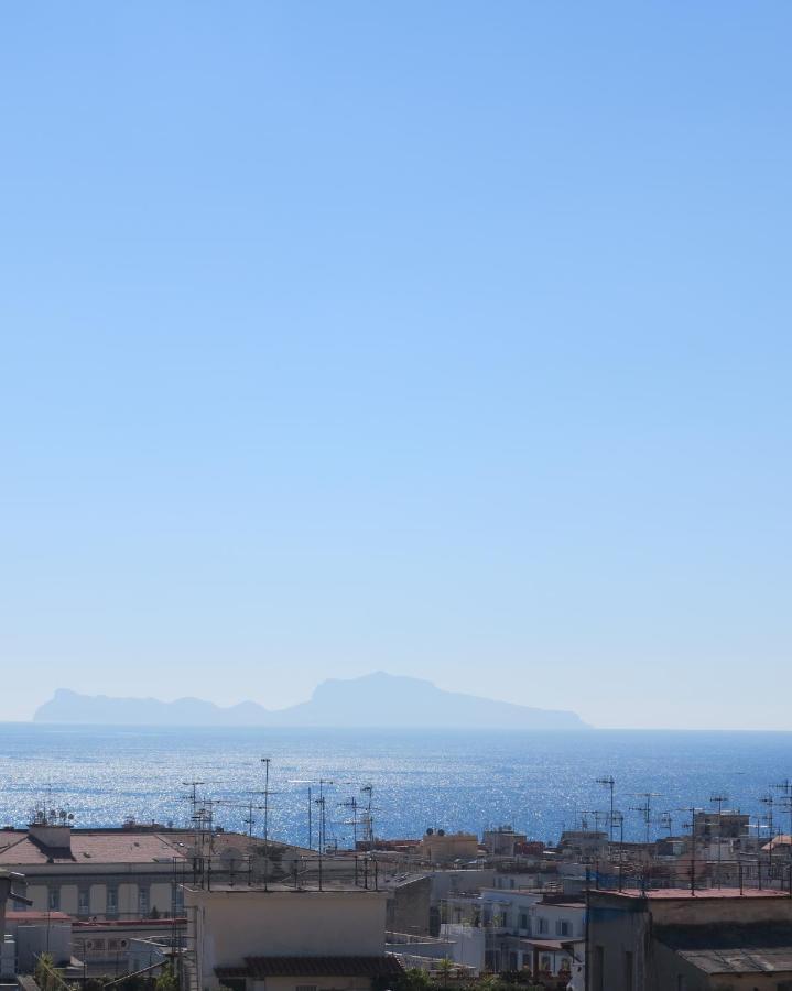 Bonbonniere In Chiaia District Lejlighed Napoli Eksteriør billede